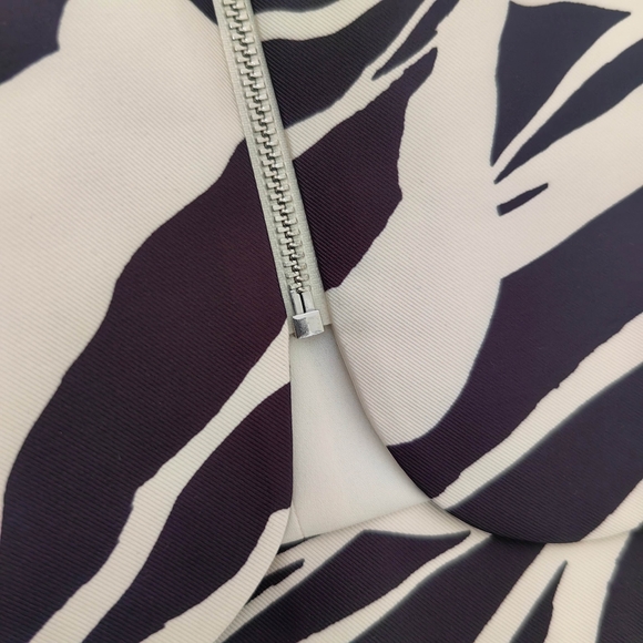 Alexis Claire Dress - Picture 10 of 11